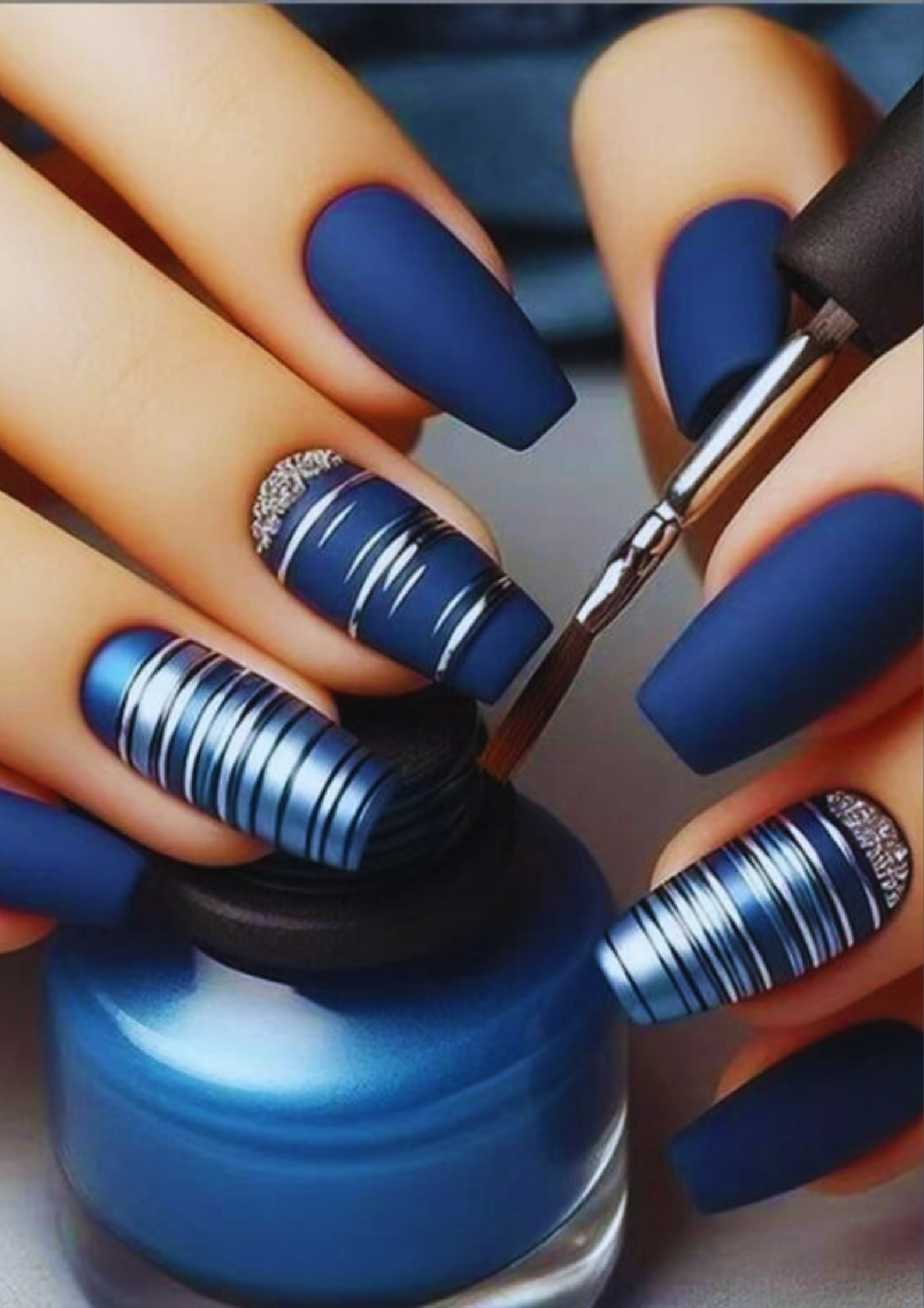 short nail designs blue